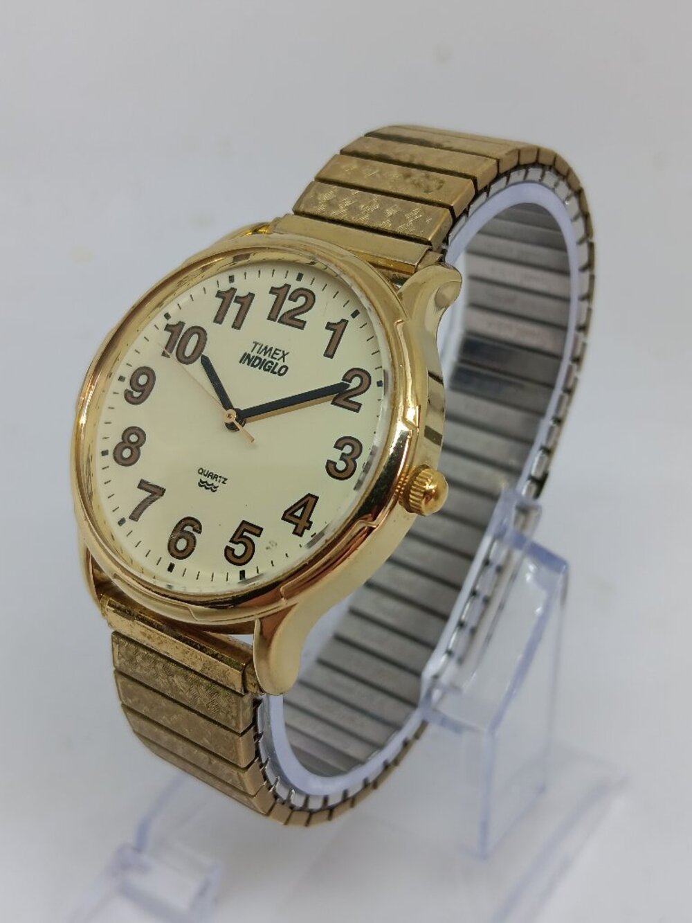 VINTAGE 2001 Timex Indiglo JJ Unisex 35mm Gold Tone Date Flex Band Watch